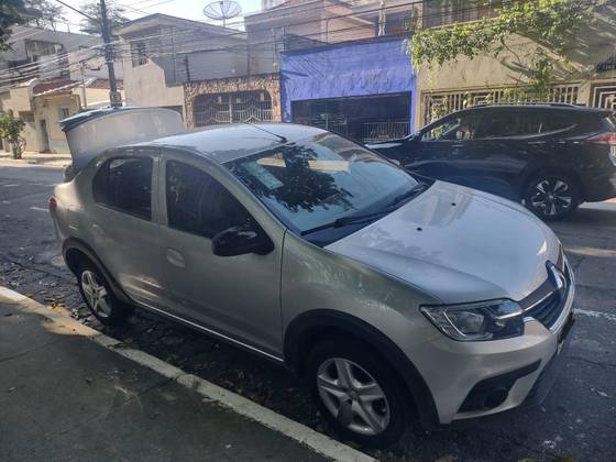 RENAULT LOGAN 1.6 16V SCE FLEX ZEN X-TRONIC